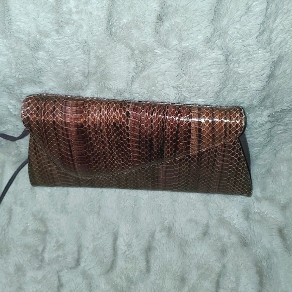 Vtg J.Reneé Snakeskin Embossed Crossbody Bag